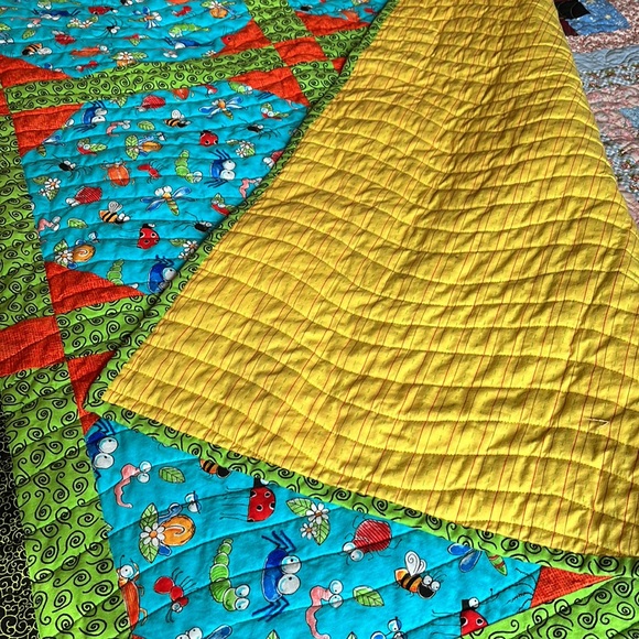 EUC Large Homemade Baby/Toddler/Child’s Quilt - Picture 6 of 6